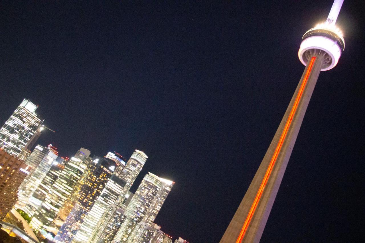 Downtown High-Rise Condo- Cn Tower View Toronto Ngoại thất bức ảnh